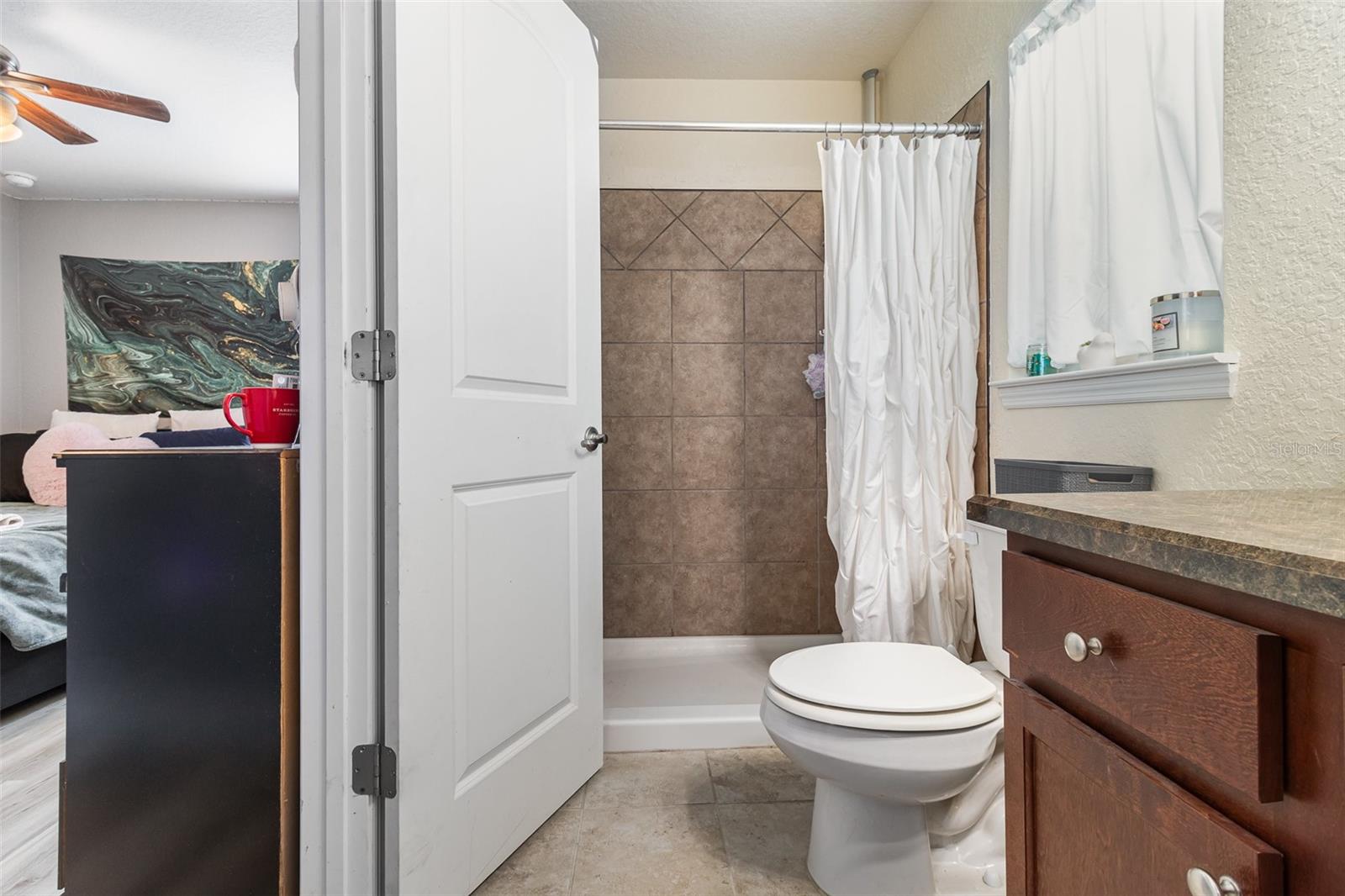 Image 17 of 26 For 186 44th Street