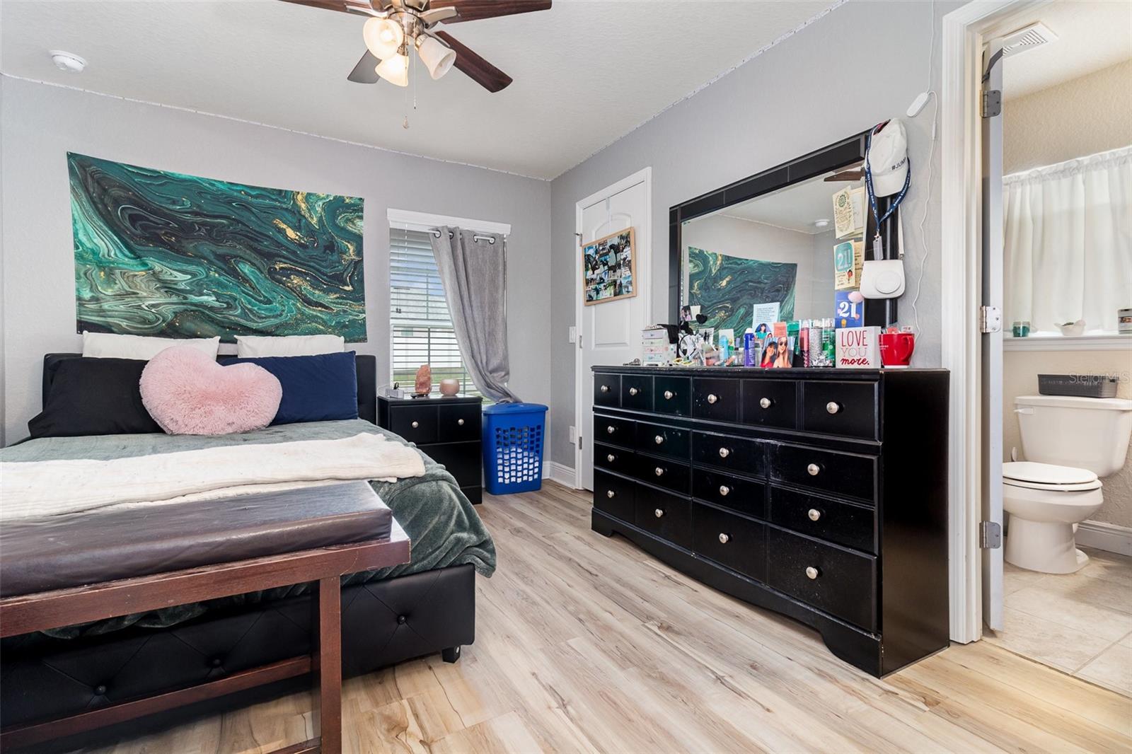 Image 18 of 26 For 186 44th Street