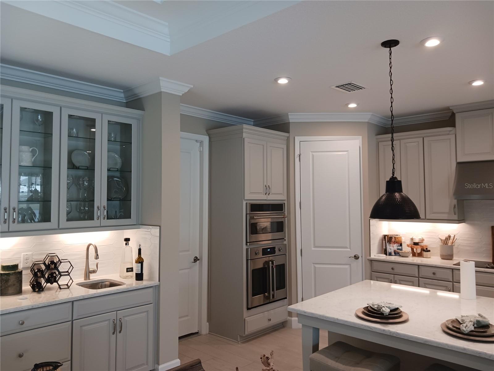 Image 10 of 84 For 7425 Bradbury Circle