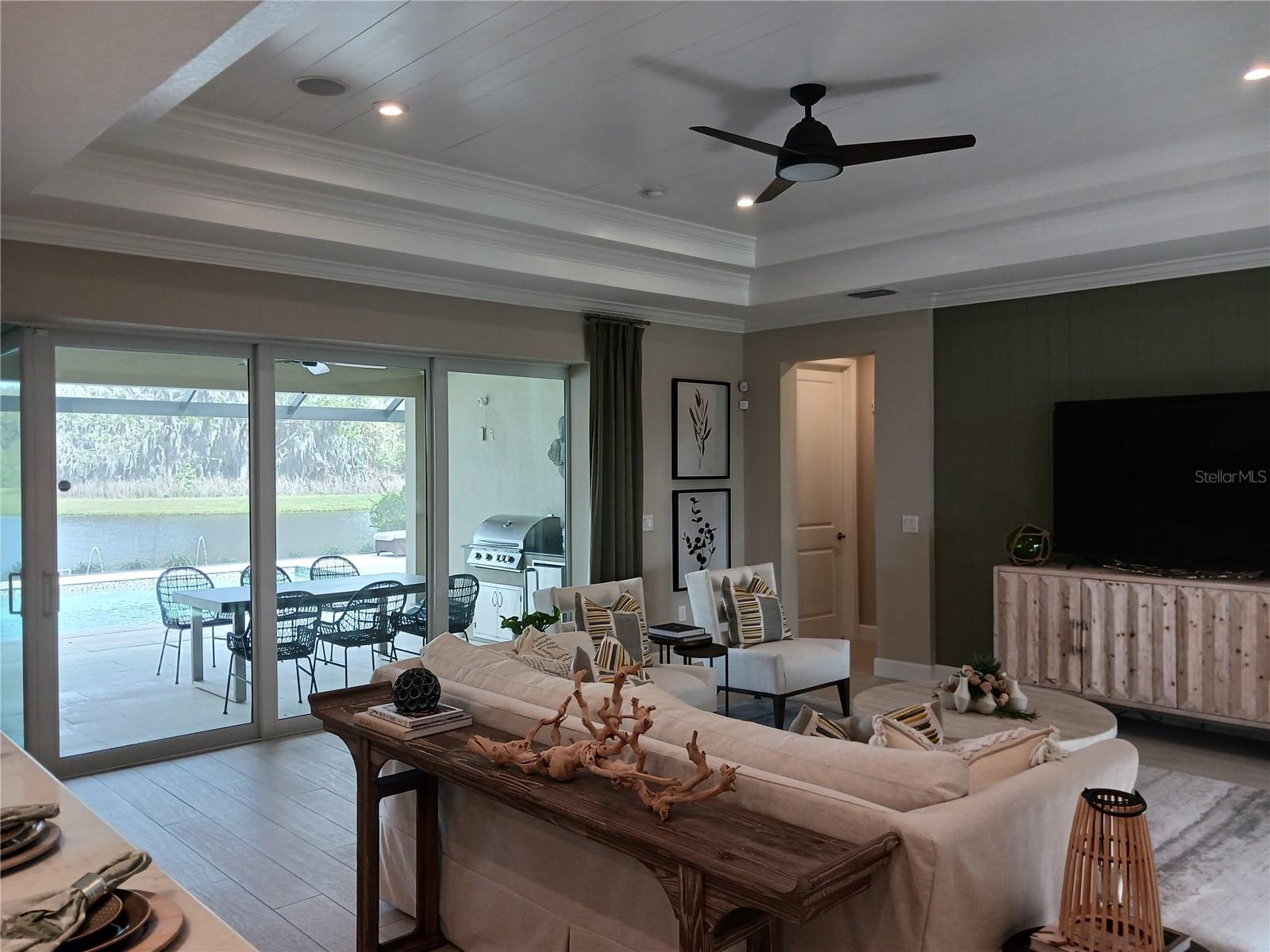 Image 14 of 84 For 7425 Bradbury Circle