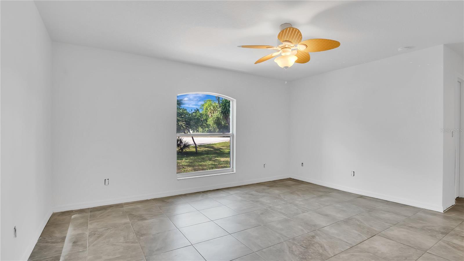 Image 14 of 36 For 5505 Magnolia Avenue