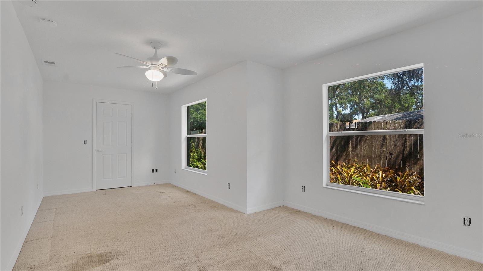 Image 18 of 36 For 5505 Magnolia Avenue