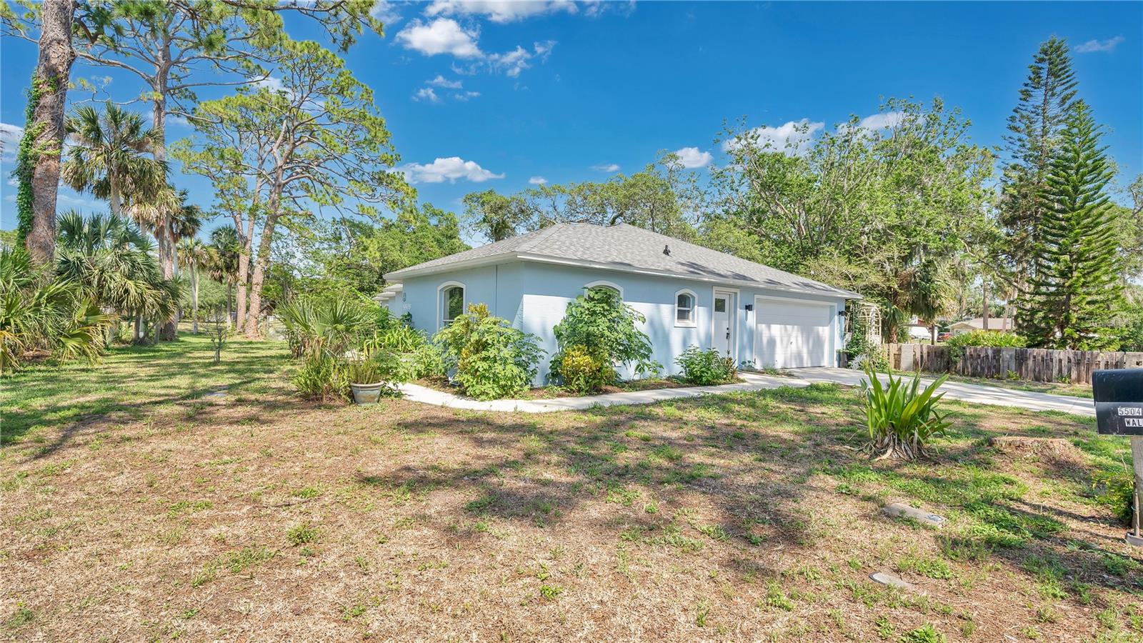 Image 2 of 36 For 5505 Magnolia Avenue