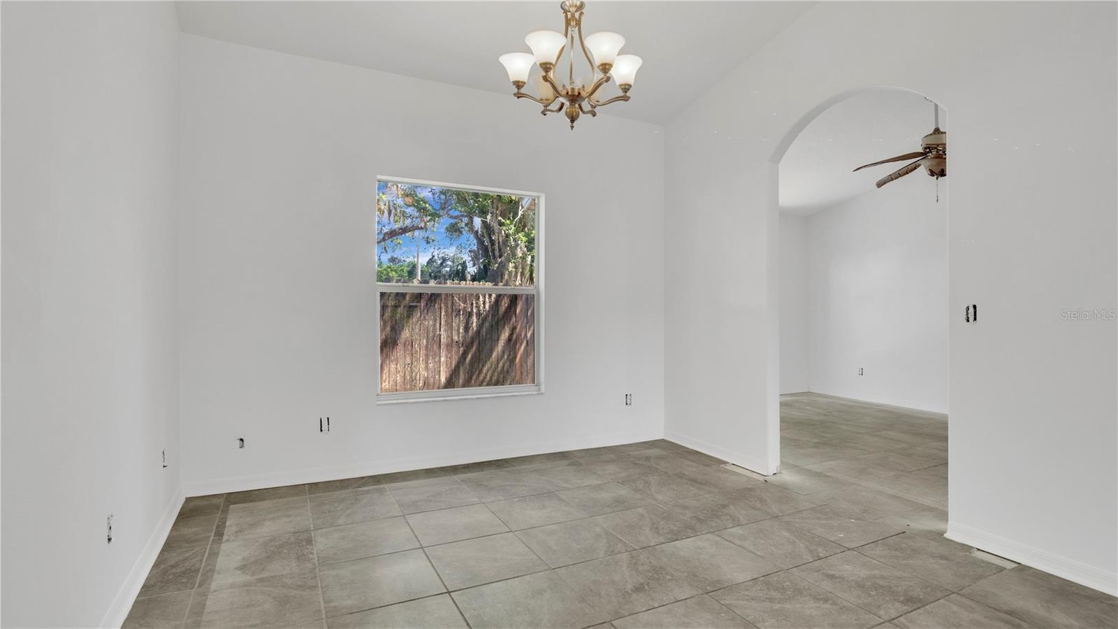 Image 7 of 36 For 5505 Magnolia Avenue