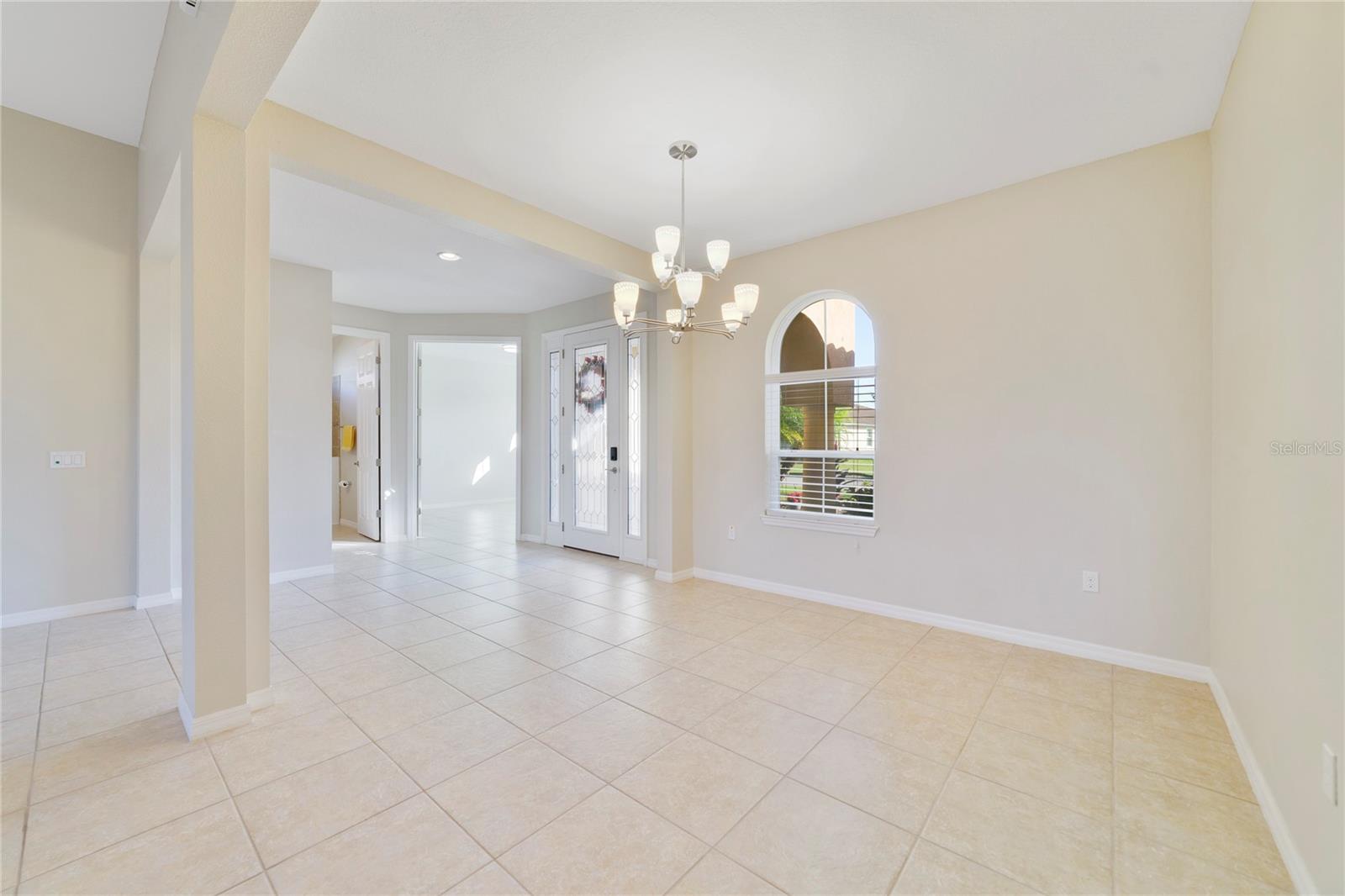 Image 6 of 34 For 801 San Raphael Street