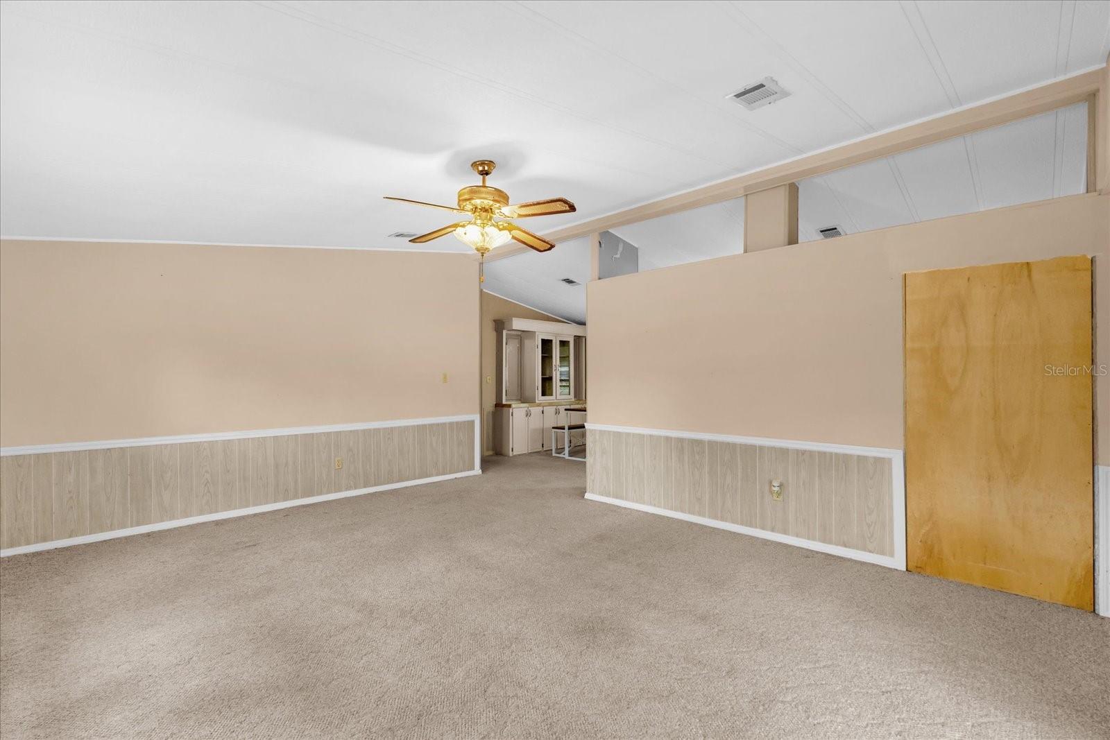 Image 15 of 32 For 17424 Rain Tree Court