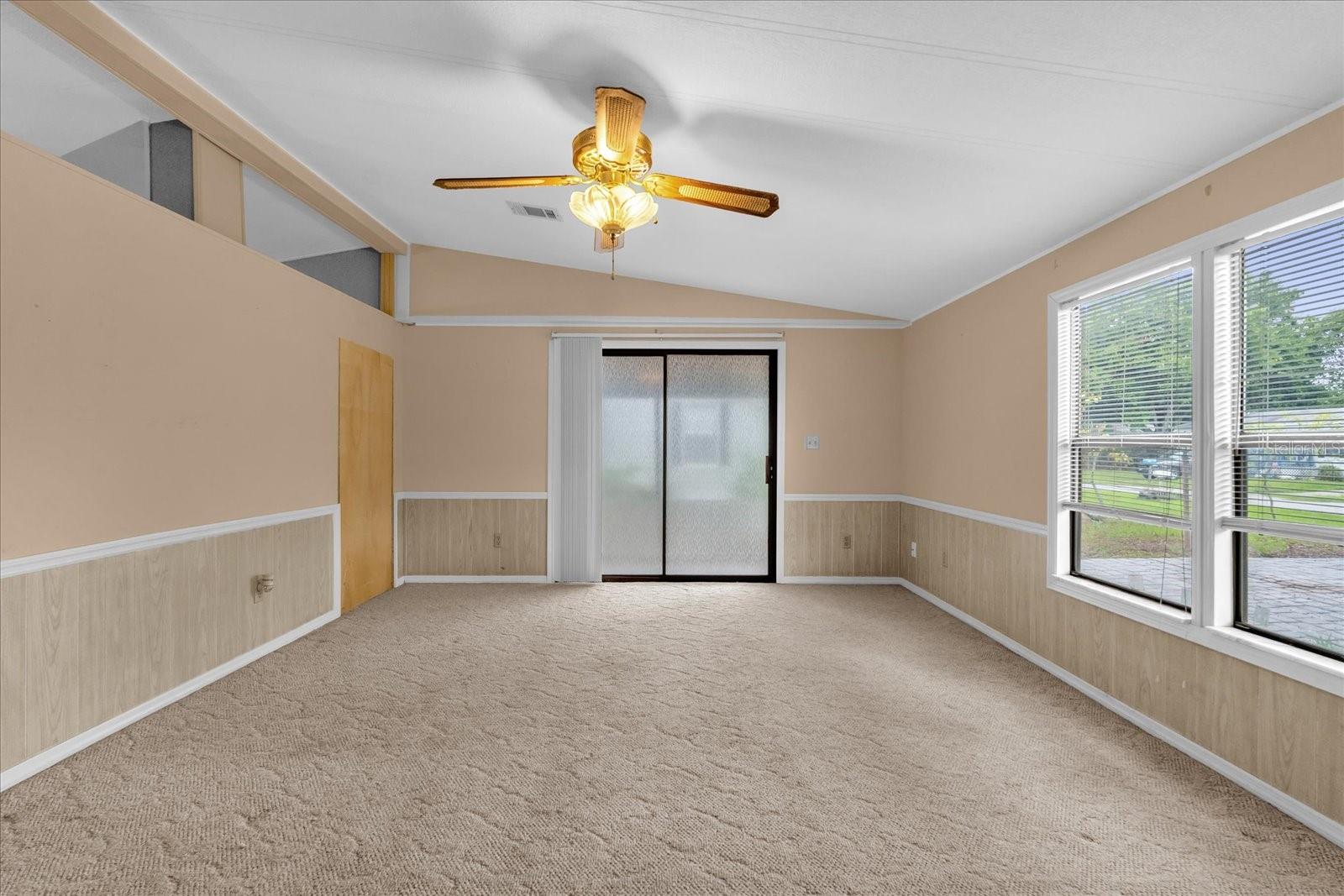 Image 16 of 32 For 17424 Rain Tree Court