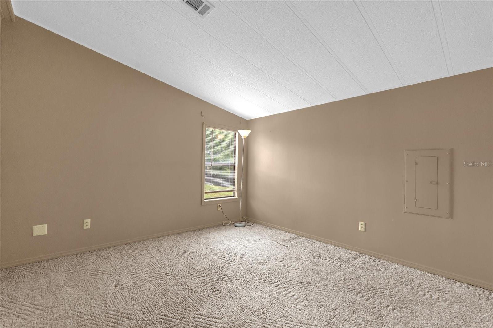 Image 22 of 32 For 17424 Rain Tree Court