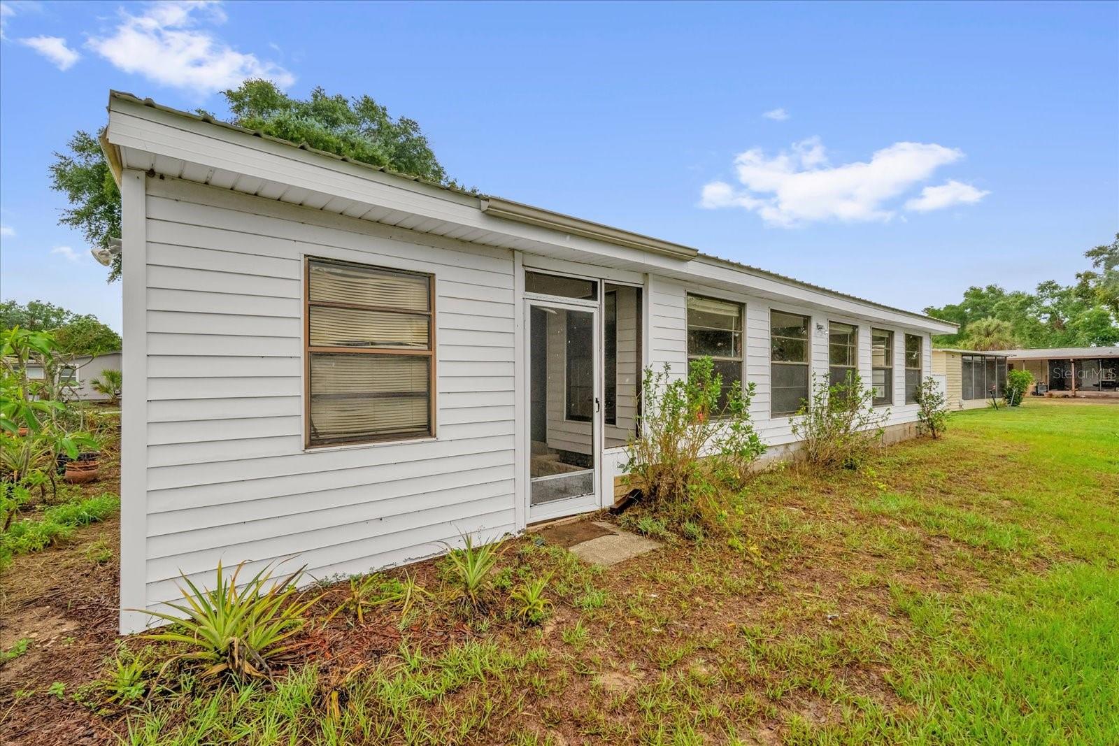 Image 26 of 32 For 17424 Rain Tree Court