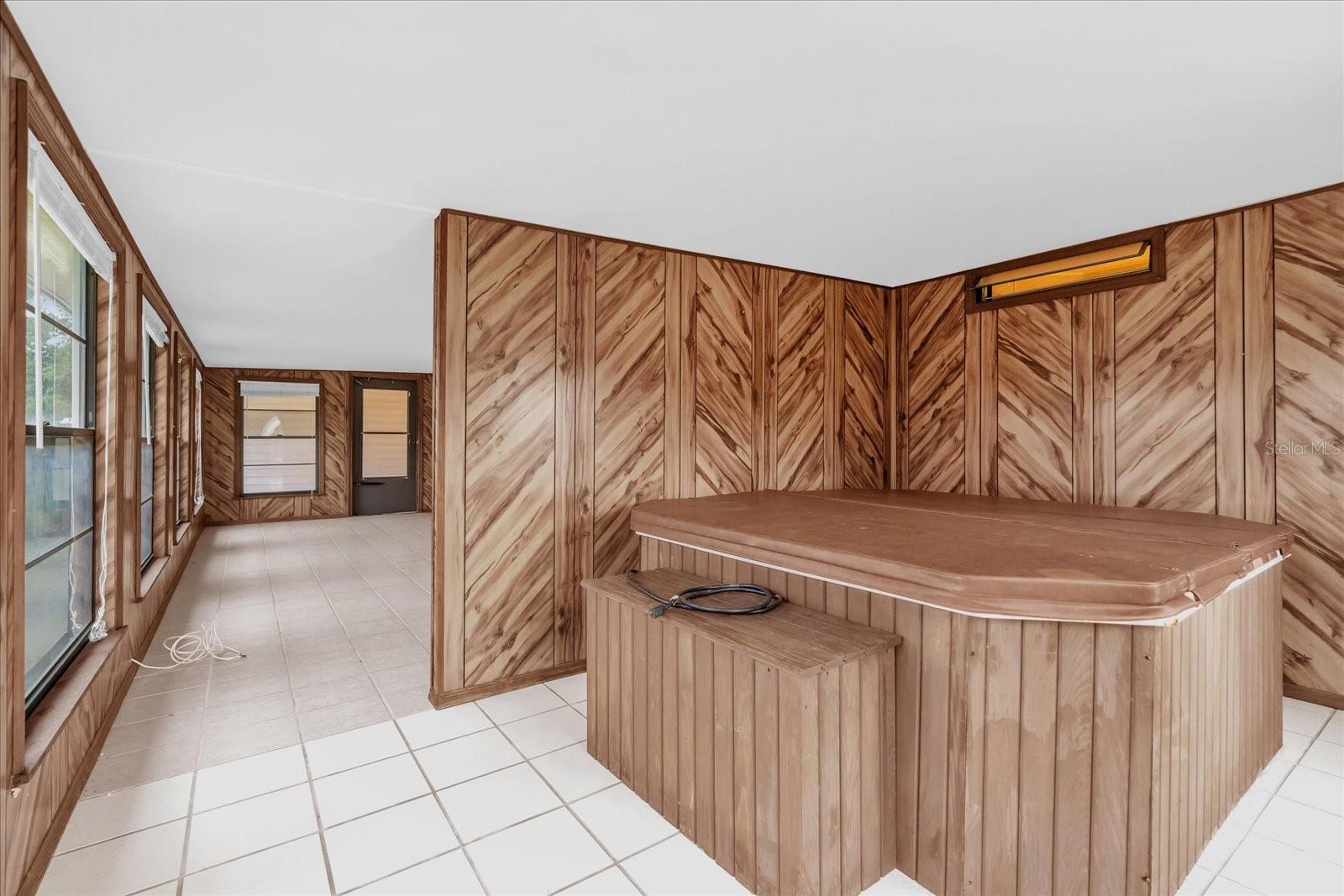 Image 8 of 32 For 17424 Rain Tree Court