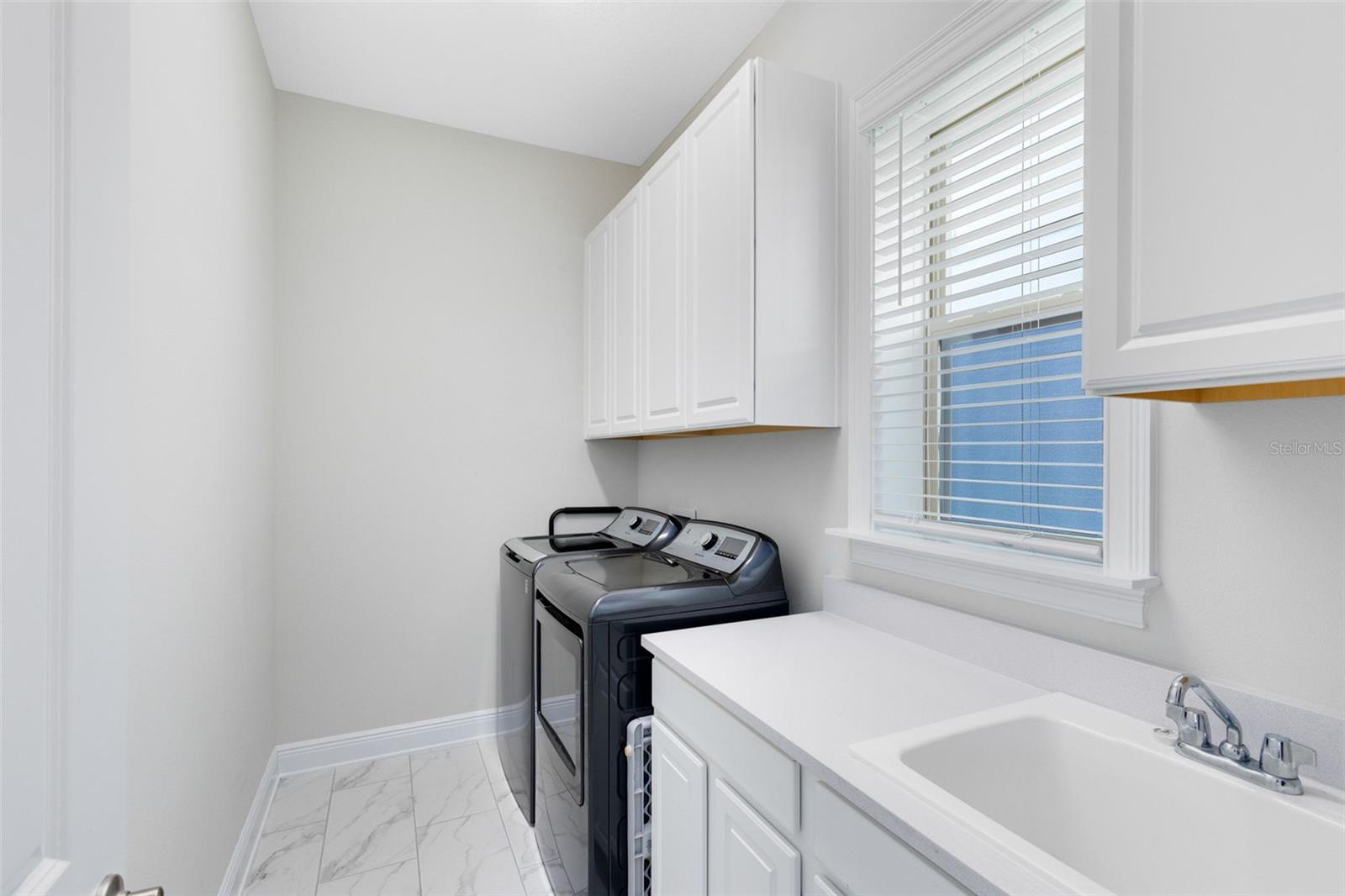 Image 31 of 45 For 16696 Otterchase Lane