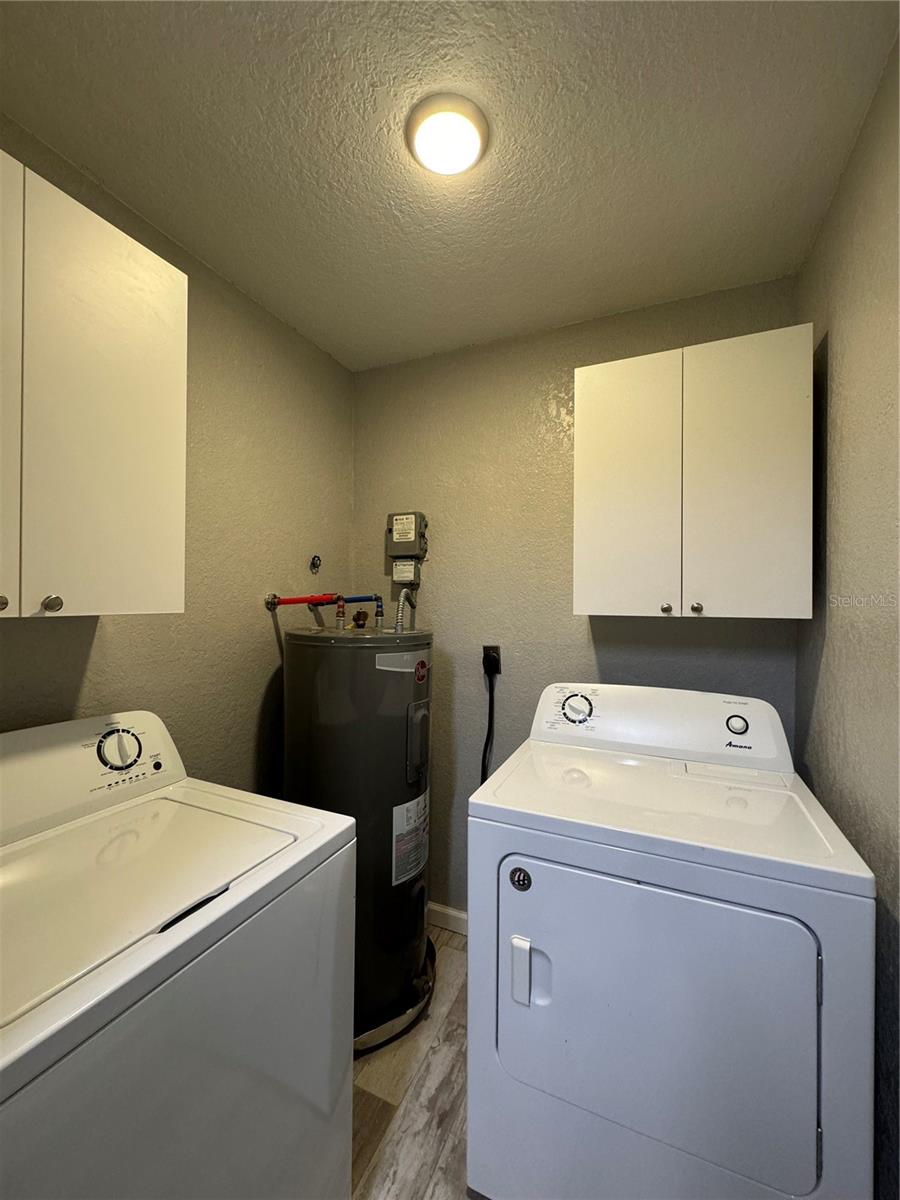 Image 7 of 8 For 3036 Parkway Boulevard 104