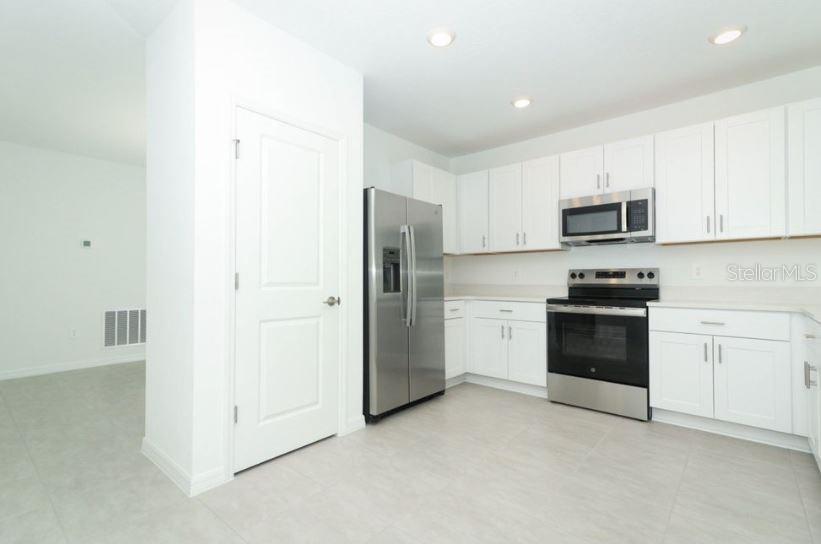 Image 12 of 23 For 491 Wayland Drive