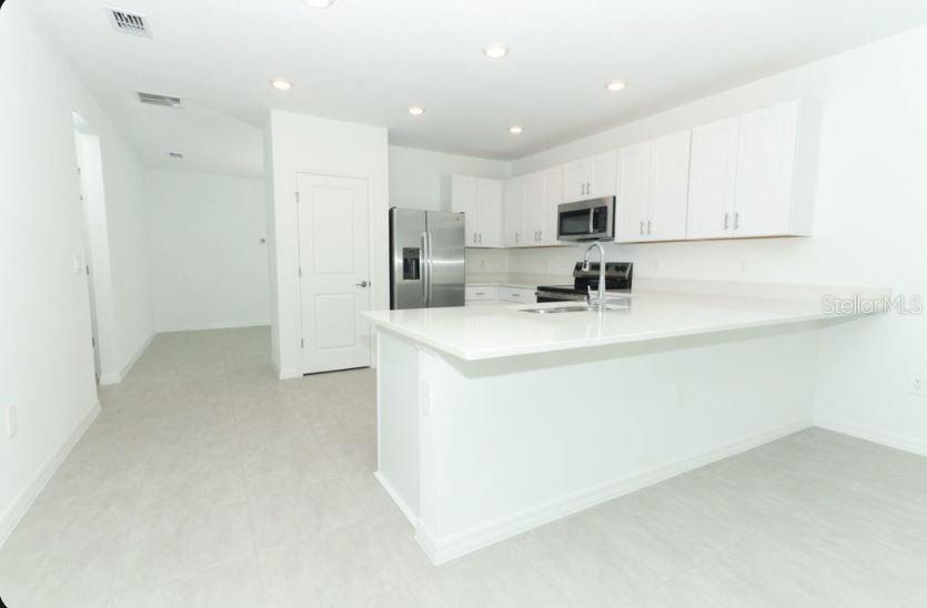 Image 7 of 23 For 491 Wayland Drive