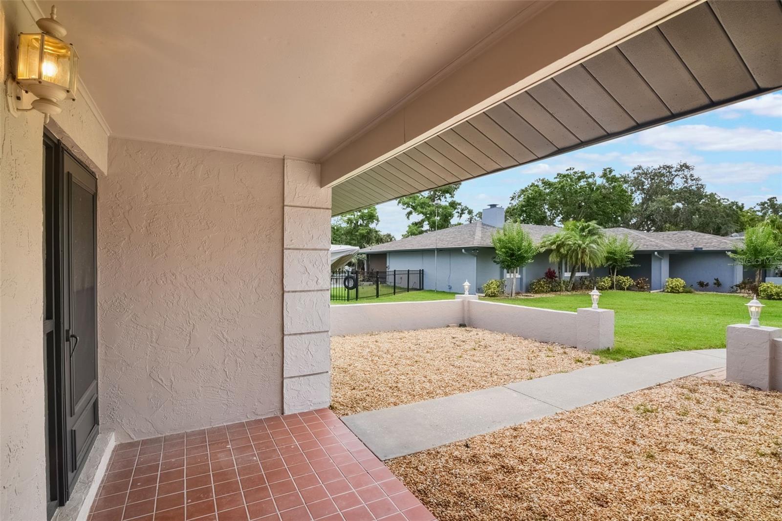 Image 9 of 78 For 1620 Texas Court