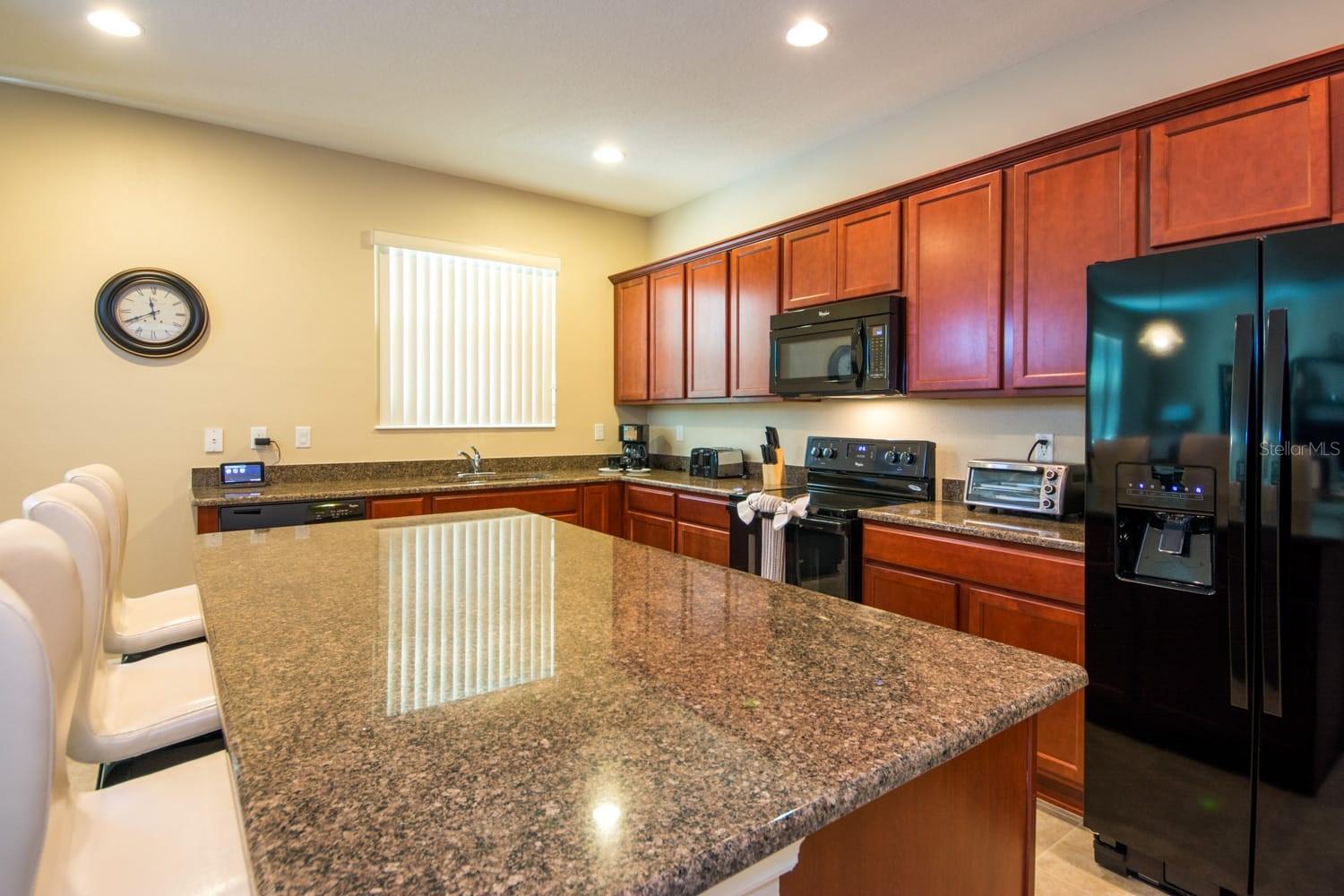 Image 6 of 13 For 4748 Blue Diamond Street
