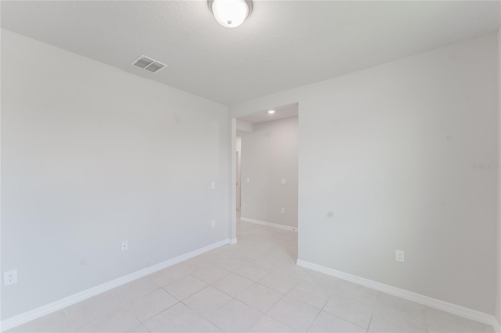 Image 12 of 39 For 856 Teton Street
