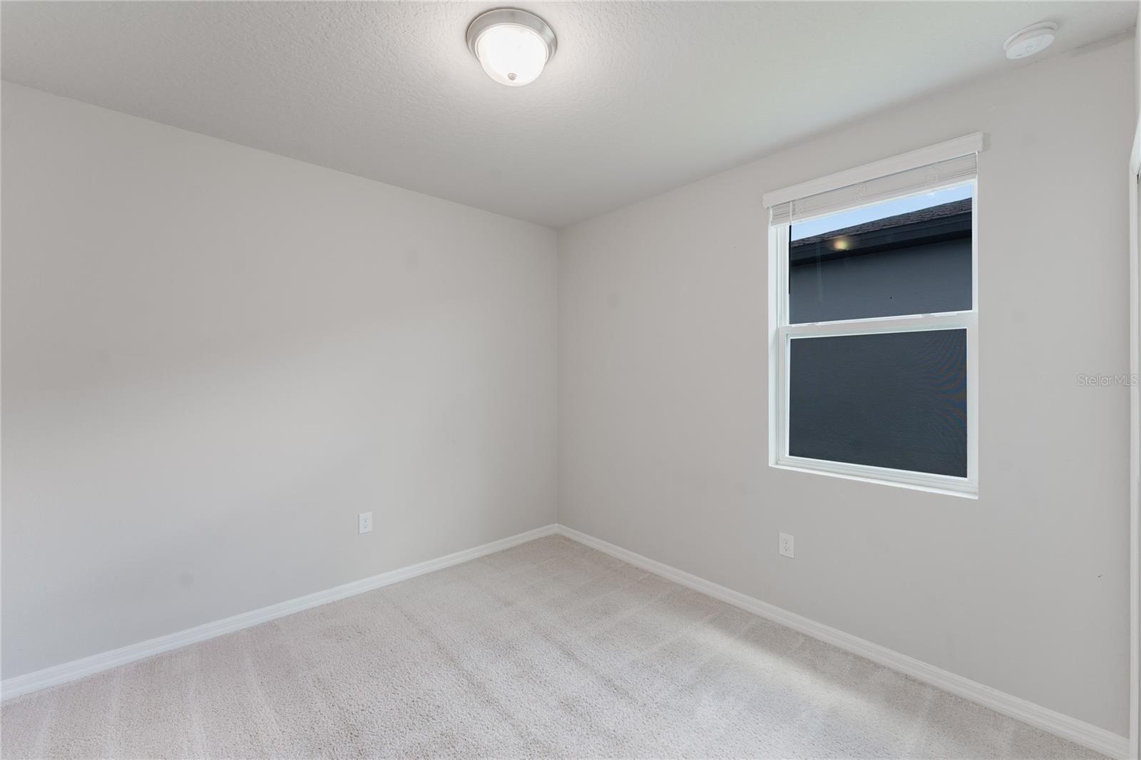 Image 28 of 39 For 856 Teton Street