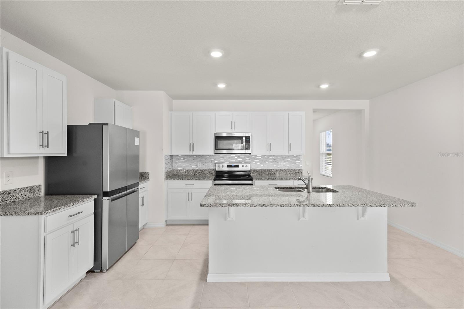 Image 3 of 30 For 280 Caryota Court