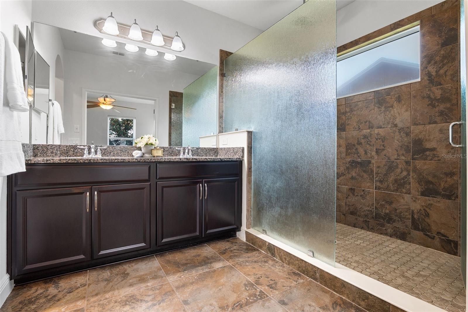 Image 30 of 69 For 8692 Tavistock Lakes Boulevard