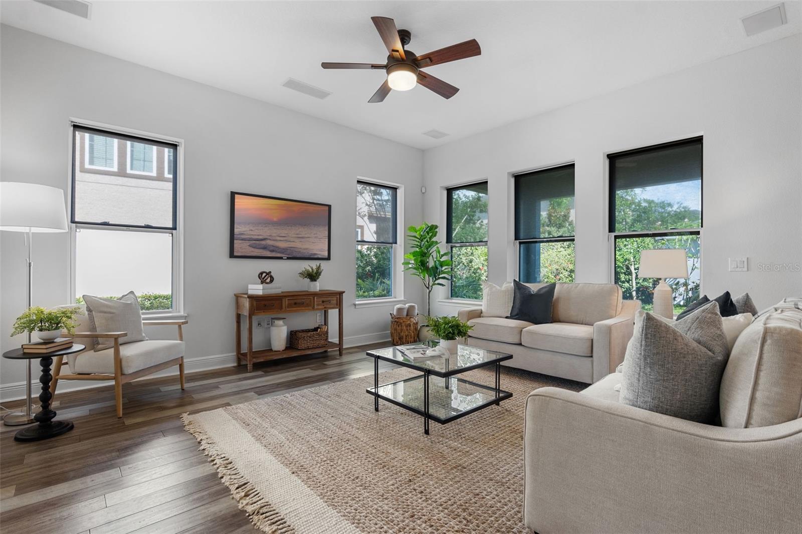 Image 5 of 69 For 8692 Tavistock Lakes Boulevard