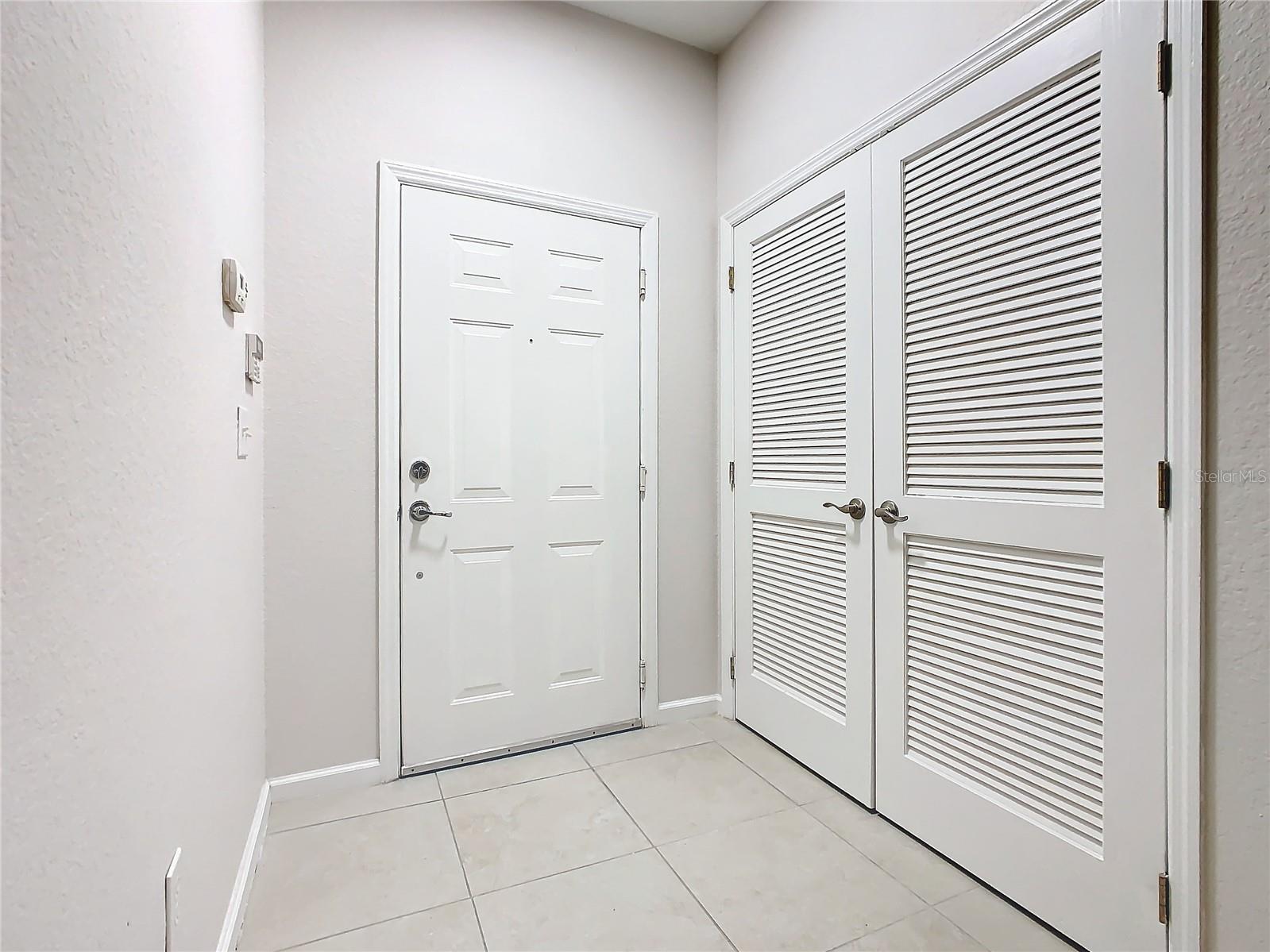 Image 5 of 72 For 3000 Laurel Park Lane 202