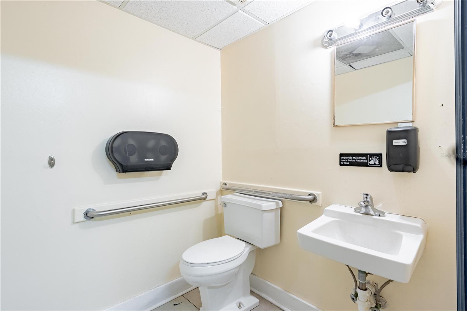 Image 15 of 22 For 115 Flagler Avenue