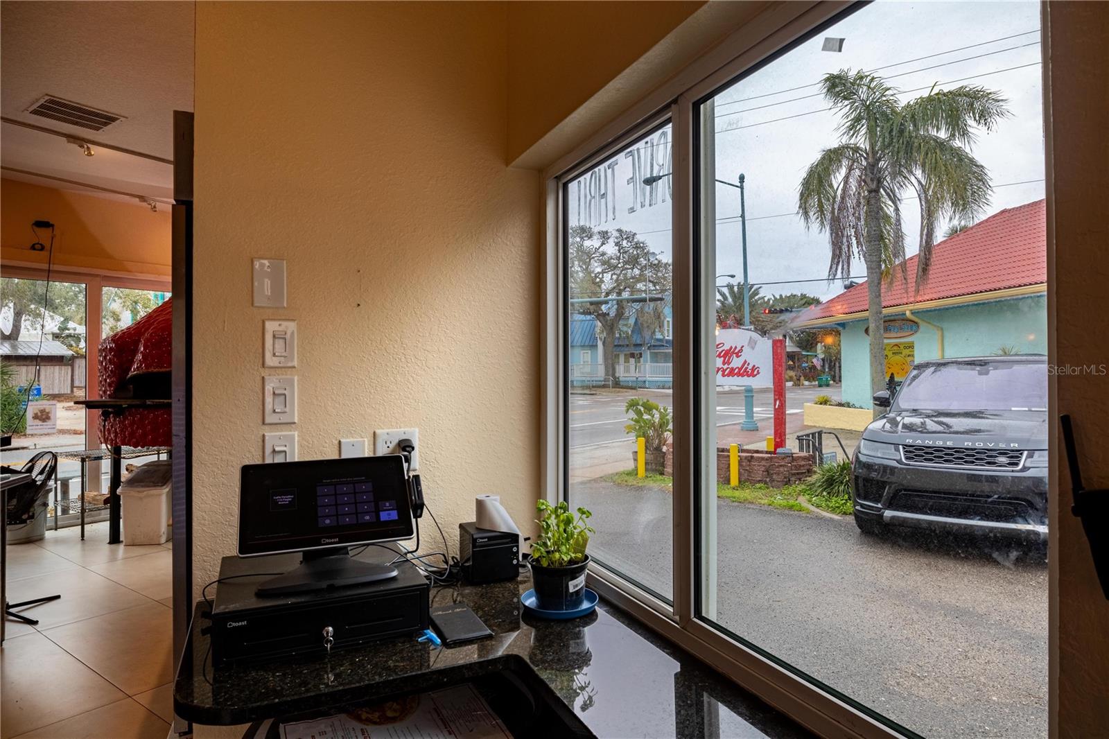 Image 8 of 22 For 115 Flagler Avenue