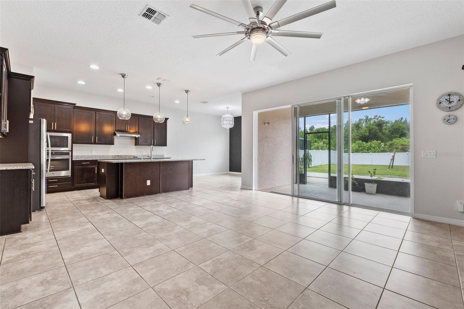 Image 9 of 28 For 4783 Riverwalk Drive