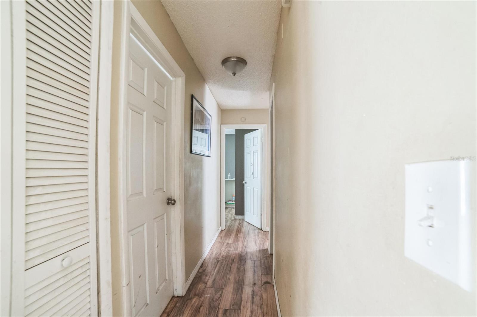 Image 13 of 33 For 3711 Shady Grove Circle