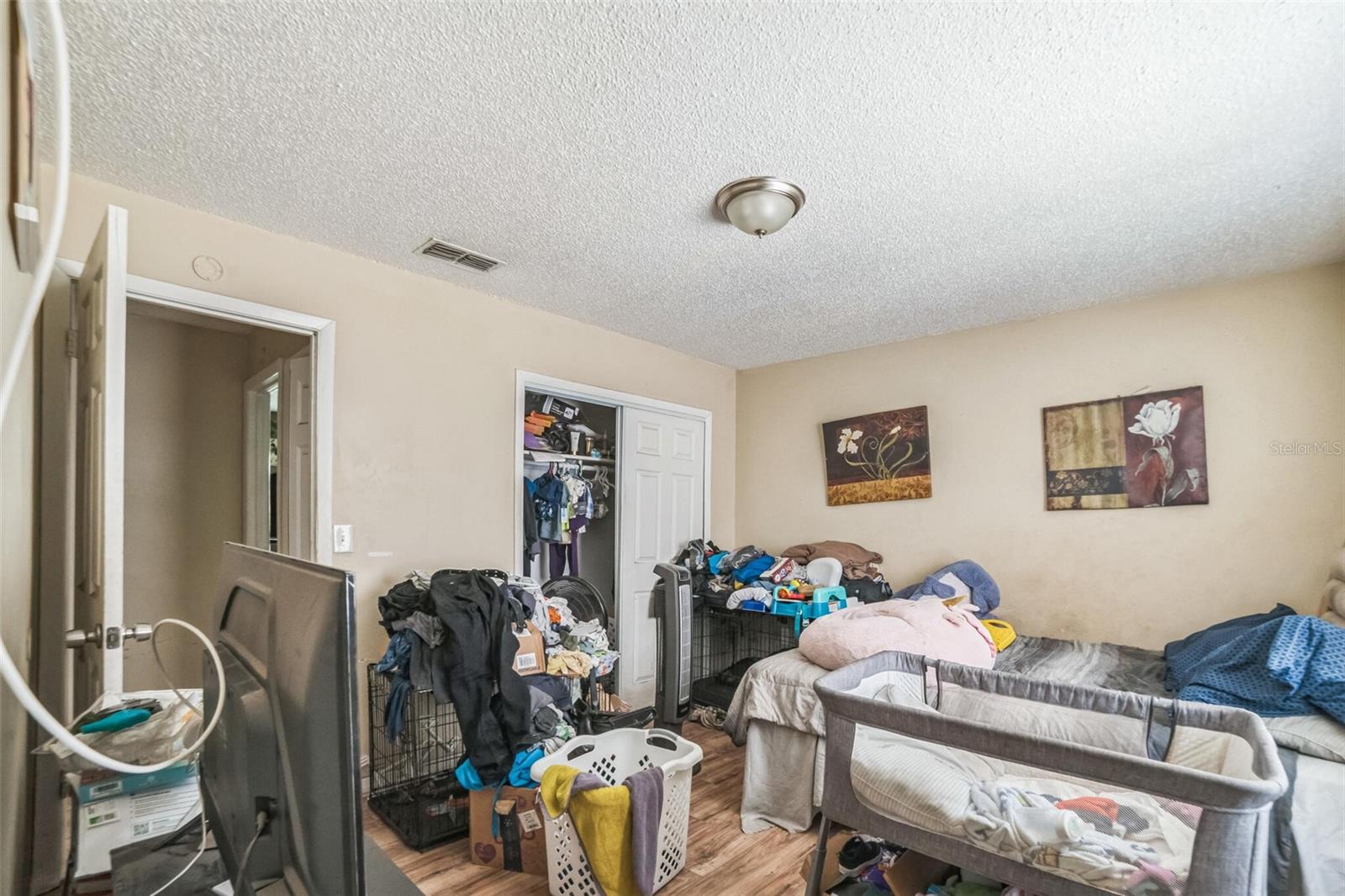 Image 16 of 33 For 3711 Shady Grove Circle