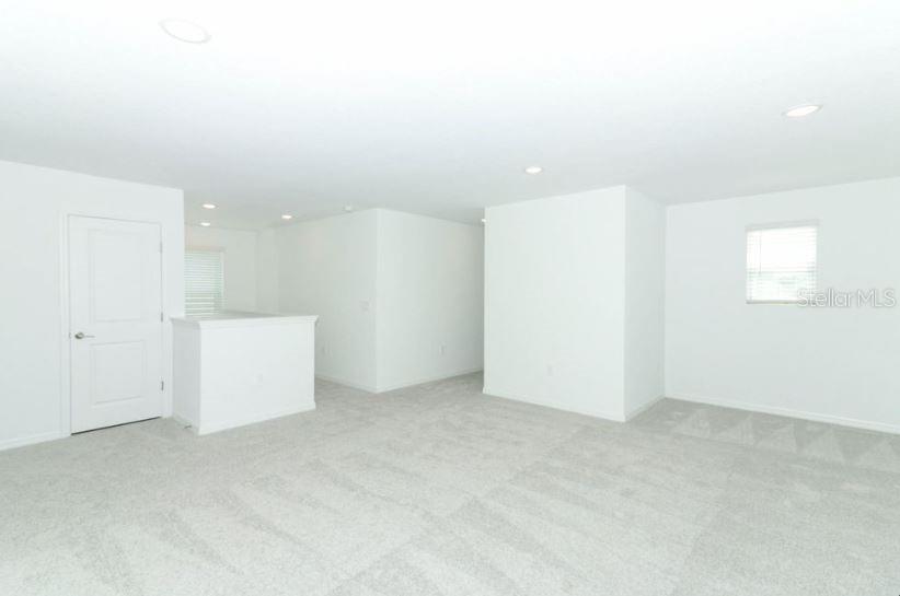 Image 10 of 30 For 306 Wayland Drive