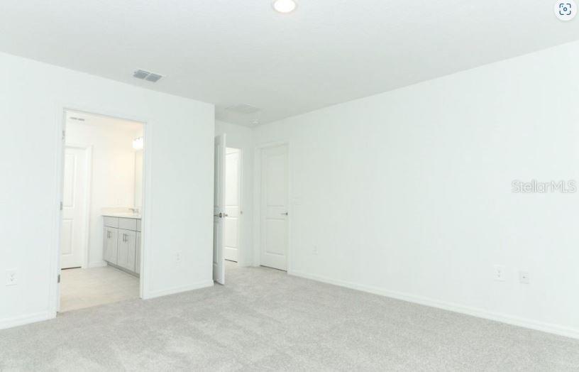 Image 11 of 30 For 306 Wayland Drive