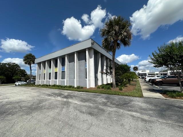 Image 3 of 15 For 8000 Orange Avenue
