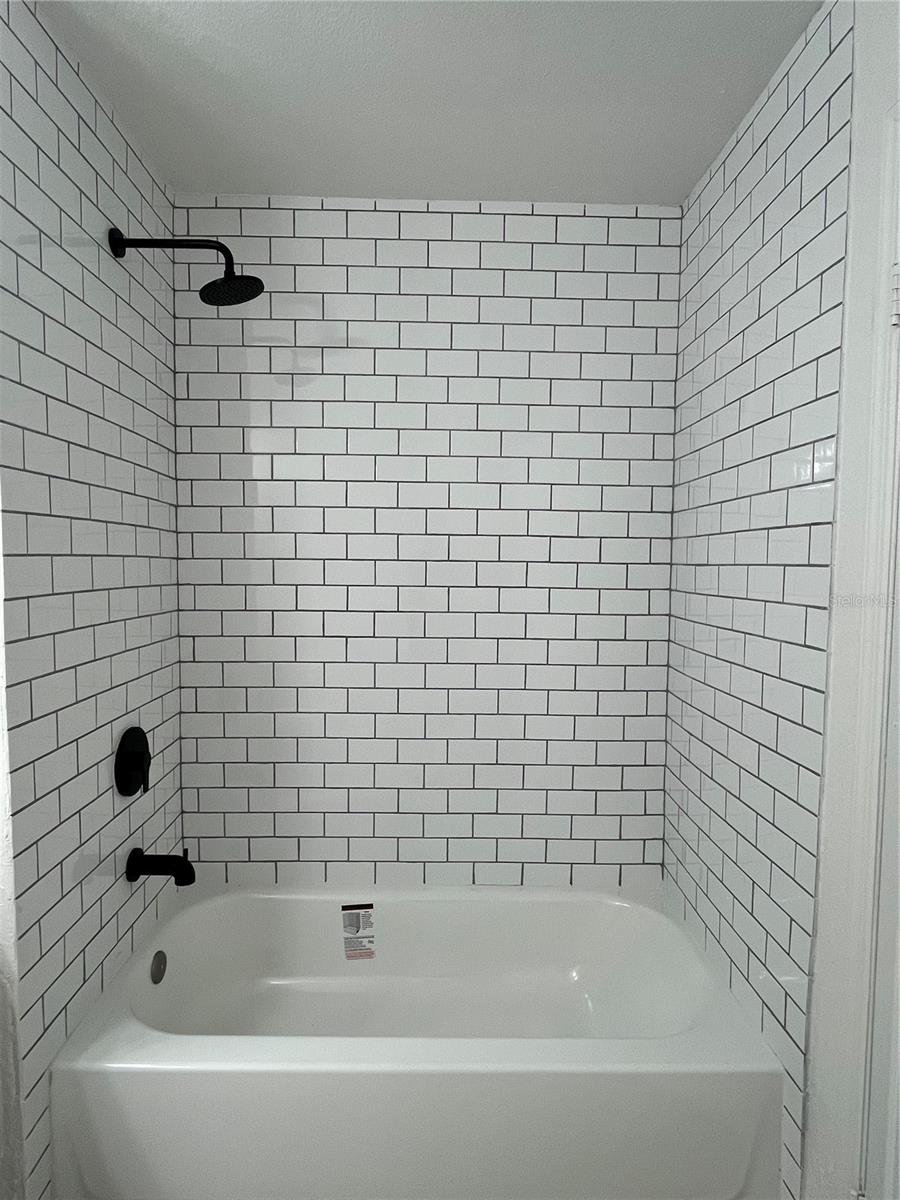Image 13 of 47 For 7606 Pissarro Drive 14206