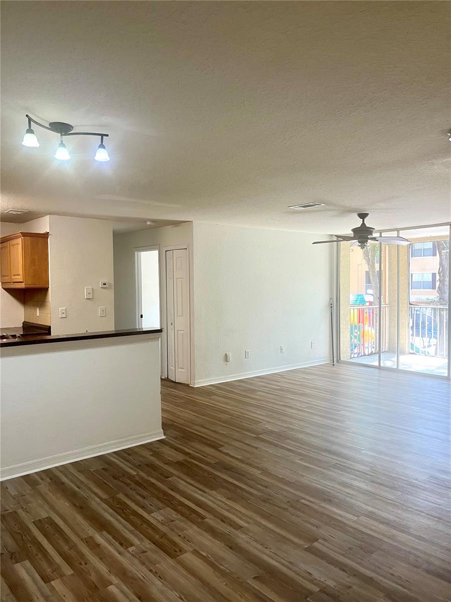 Image 5 of 47 For 7606 Pissarro Drive 14206