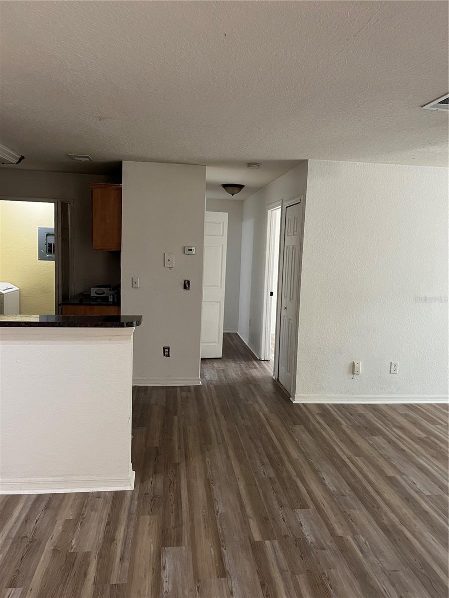 Image 8 of 47 For 7606 Pissarro Drive 14206