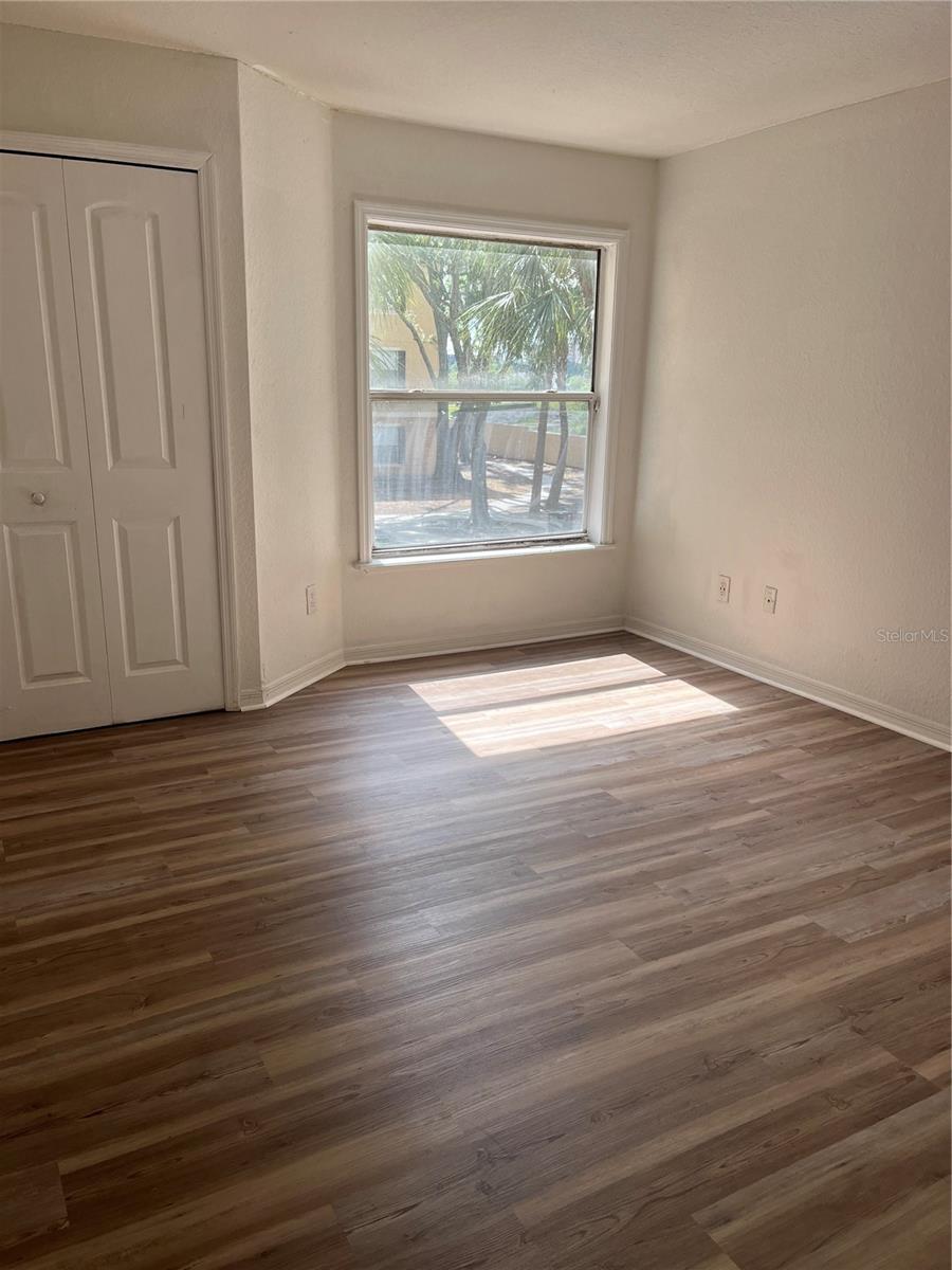 Image 9 of 47 For 7606 Pissarro Drive 14206