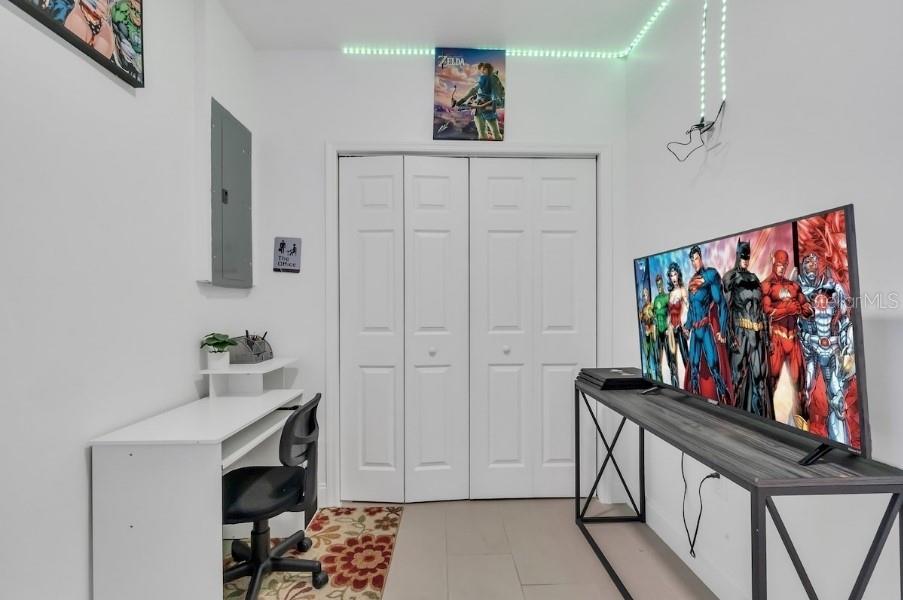 Image 19 of 30 For 8621 Spring Club Court