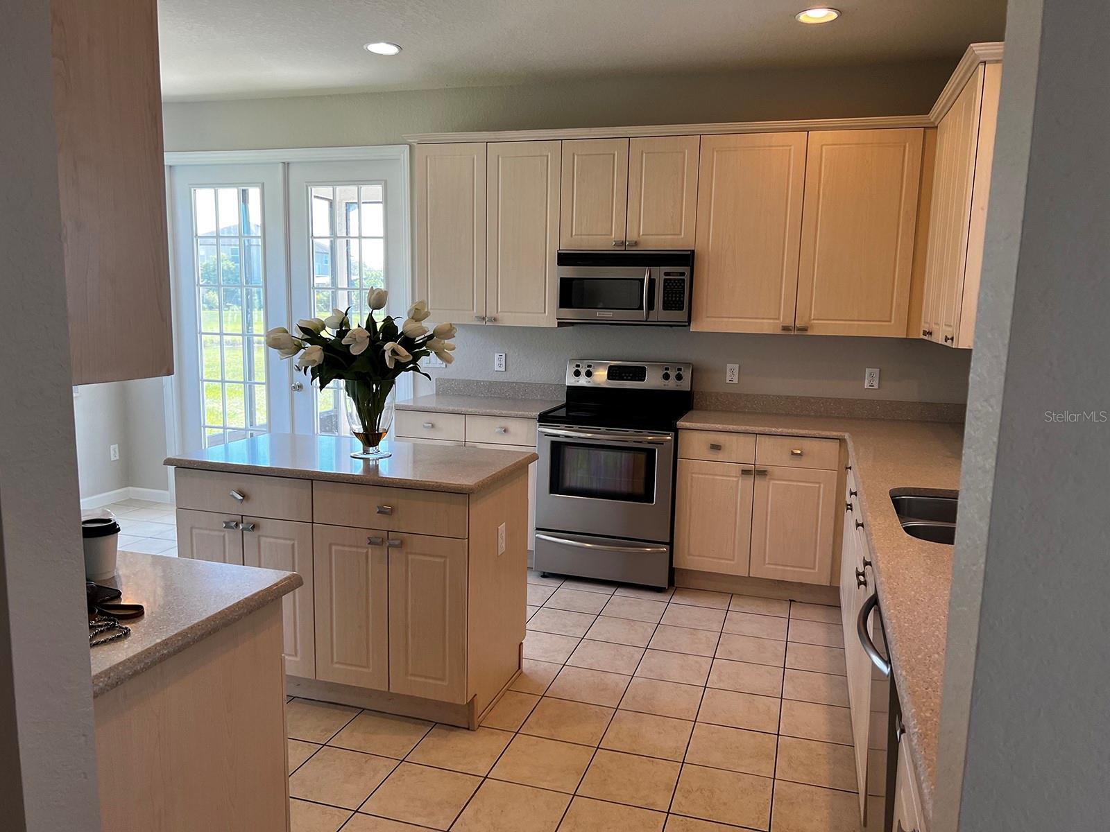 Image 6 of 19 For 2706 Bartlet Drive