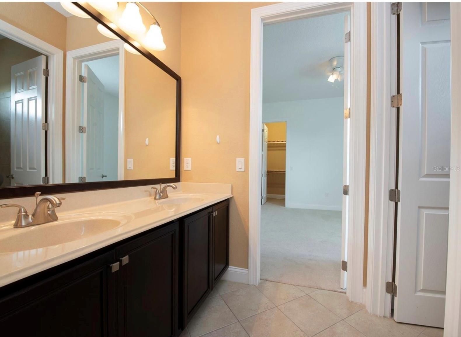 Image 20 of 33 For 11415 Waterstone Loop Drive