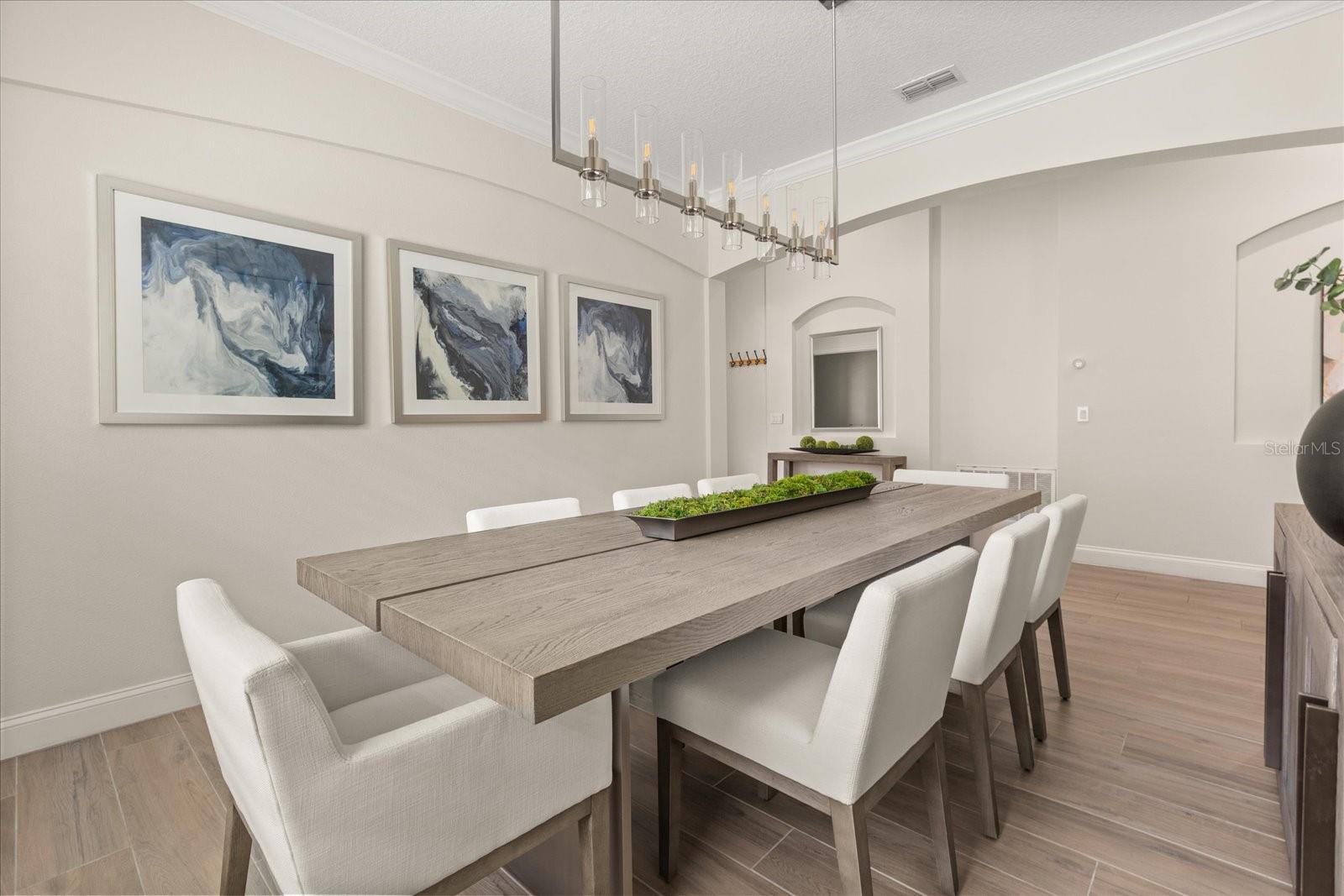 Image 10 of 44 For 886 Sherbourne Circle
