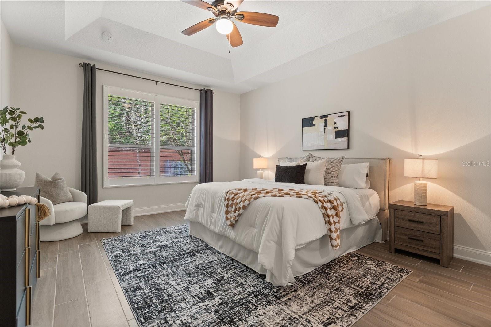 Image 20 of 44 For 886 Sherbourne Circle
