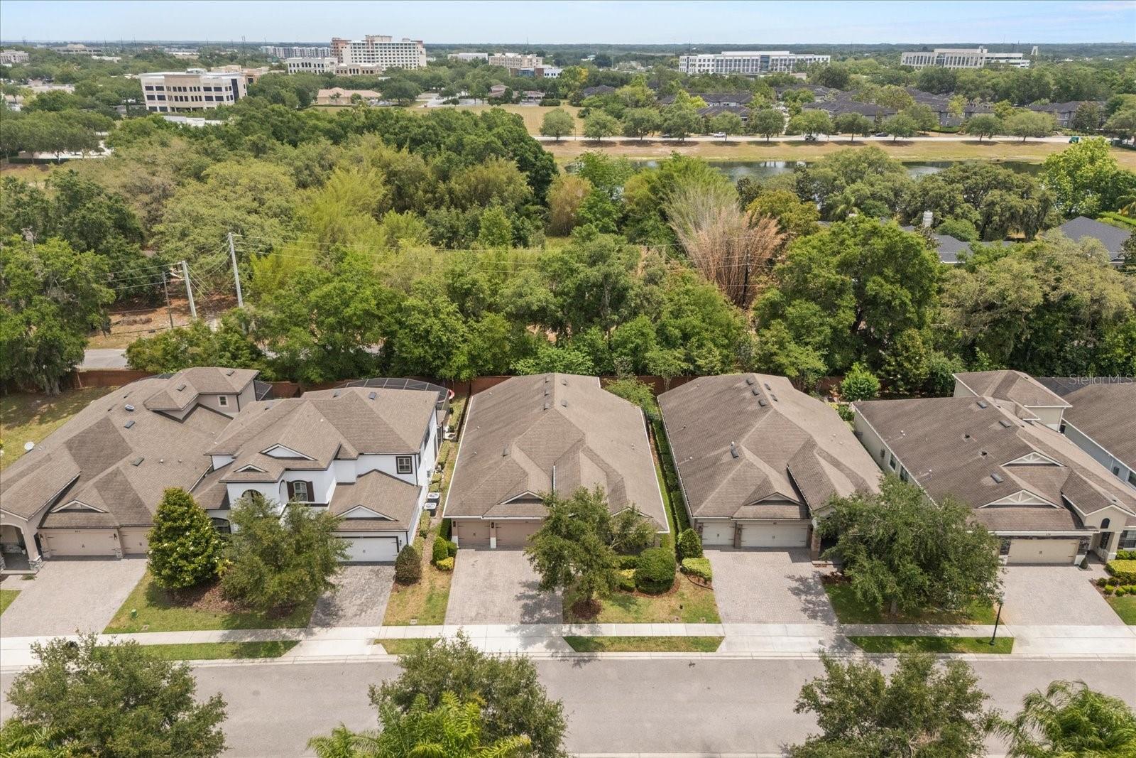 Image 42 of 44 For 886 Sherbourne Circle