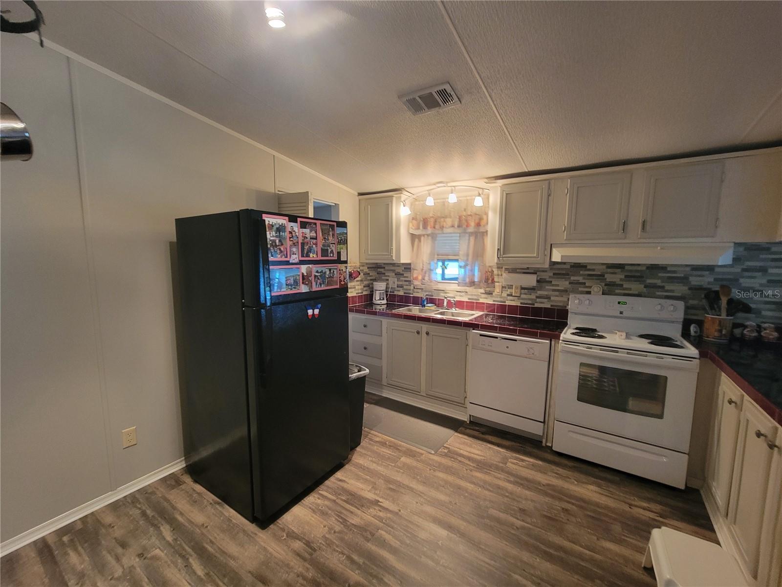 Image 4 of 18 For 4008 Dana Katherine Drive