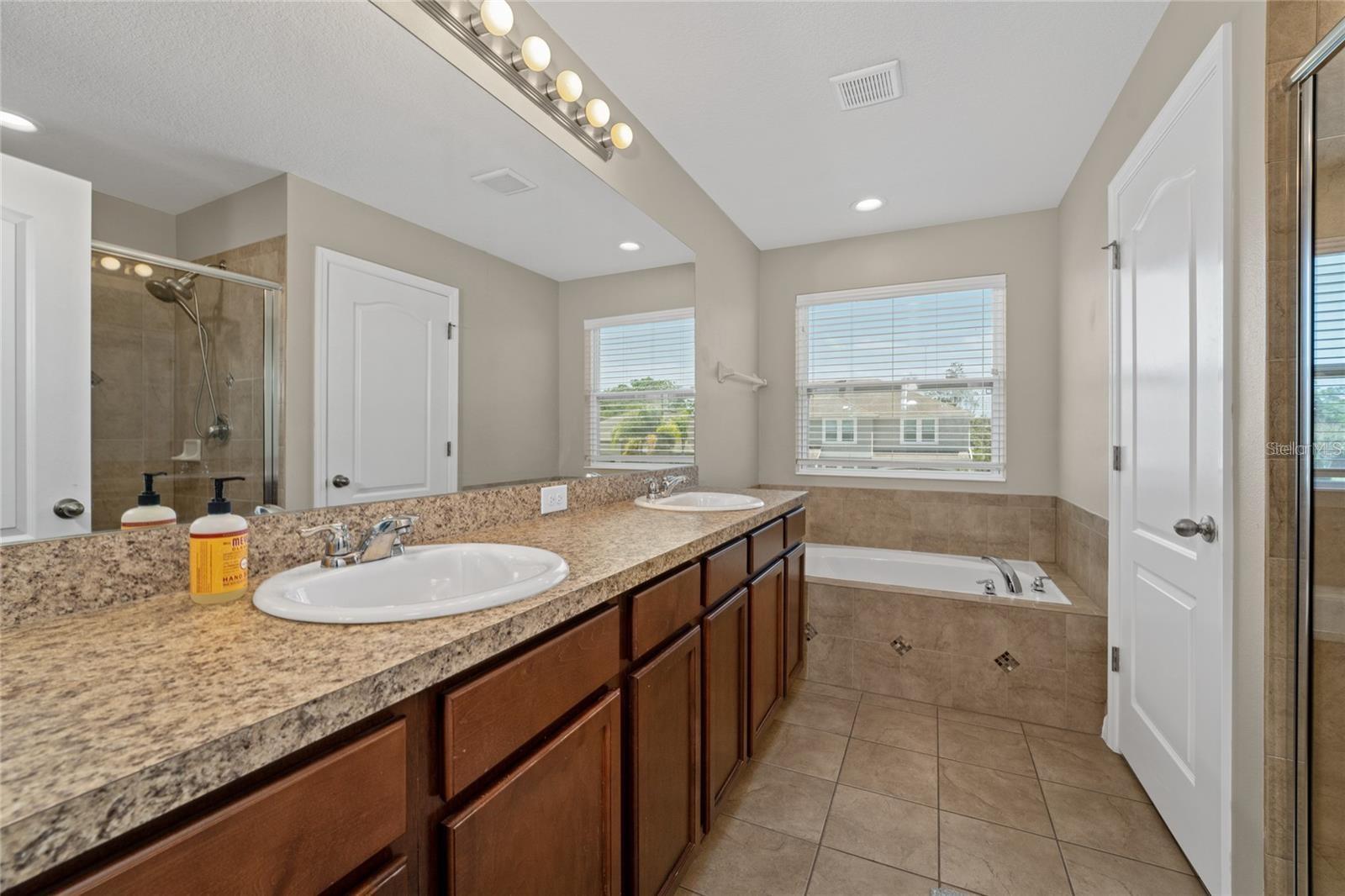 Image 27 of 54 For 14537 San Lorenzo Drive