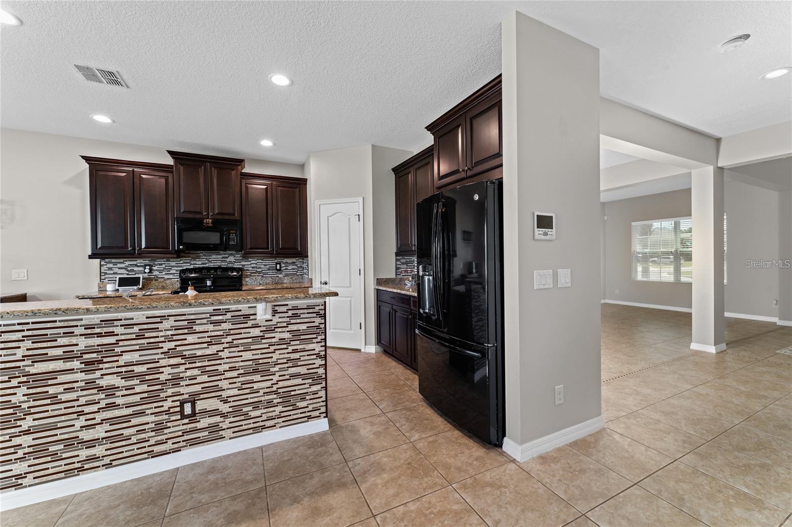 Image 7 of 54 For 14537 San Lorenzo Drive