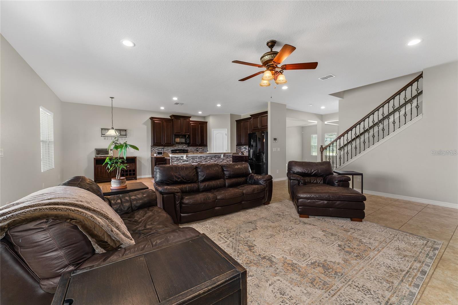 Image 9 of 54 For 14537 San Lorenzo Drive