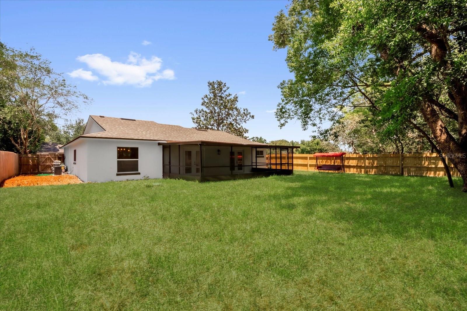 Image 3 of 24 For 1301 Paradise Lane