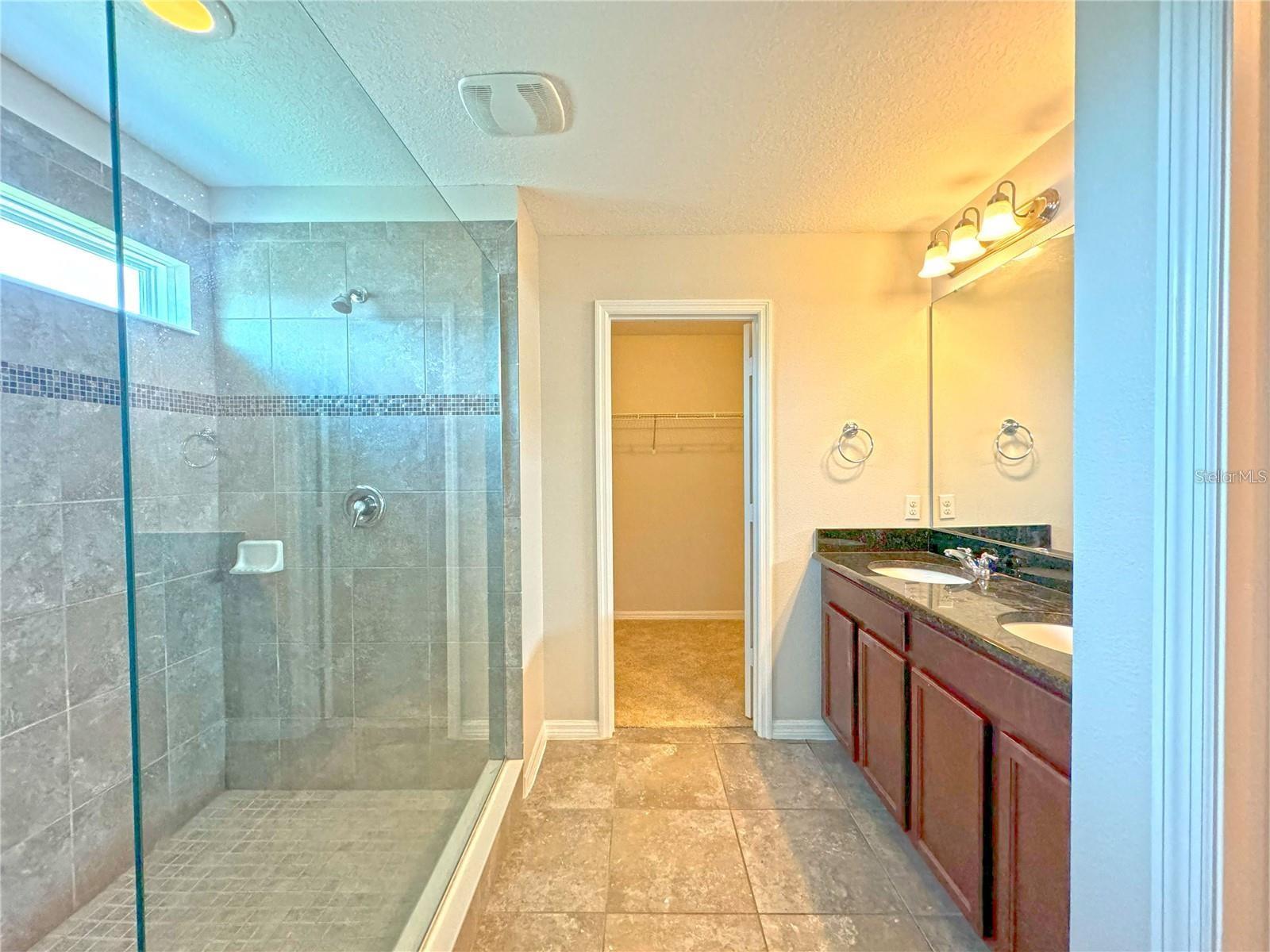 Image 12 of 29 For 3370 Mt Vernon Way